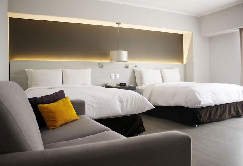 Полулюкс, Sol De Oro Hotel & Suites