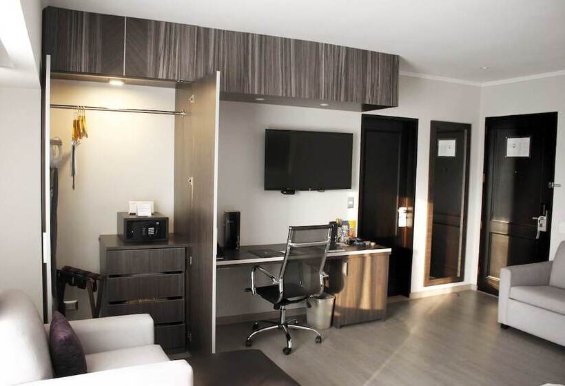 주니어 스위트, Sol De Oro Hotel & Suites