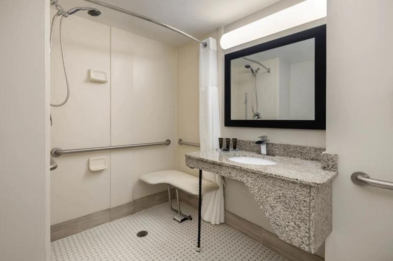 Стандартный Номер Кровать Кинг, Wingate By Wyndham Atlanta Galleria/ Ballpark