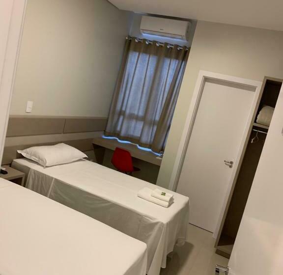 غرفة ديلوكس, Catarina