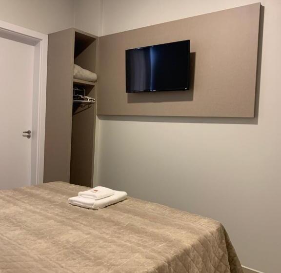 غرفة ديلوكس, Catarina