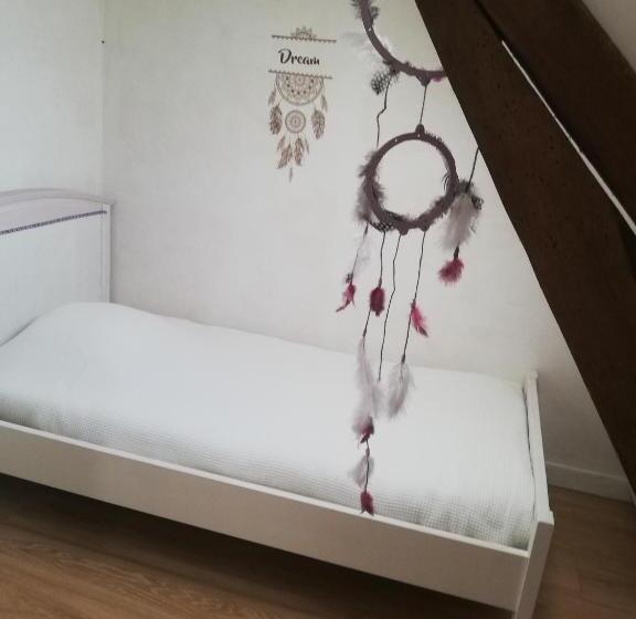 家庭间, La Colline Des Hauts Bocages Vendéens