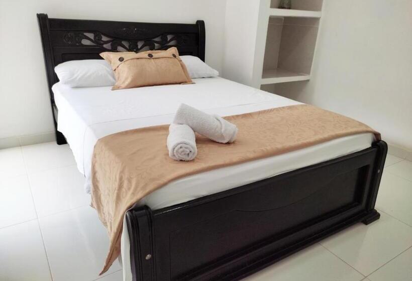 四人豪华间, Manakin Tayrona