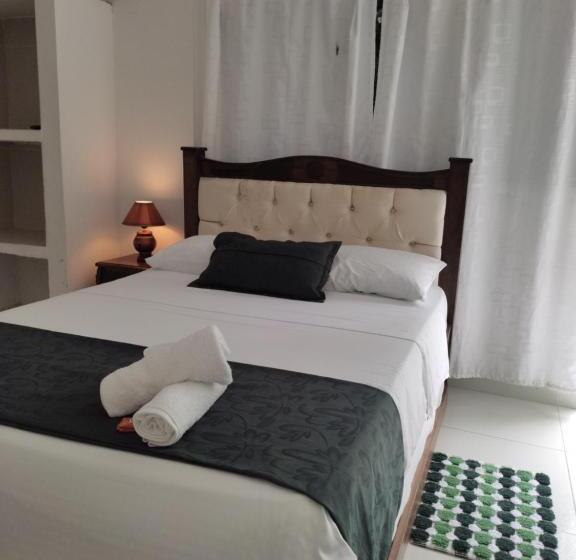 标准房带园景, Manakin Tayrona