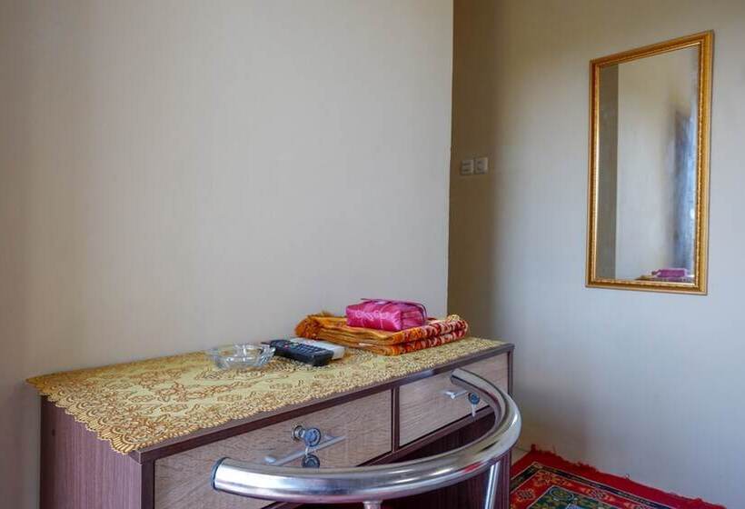 חדר סטנדרט, Reddoorz @ Hotel Aulia Majene