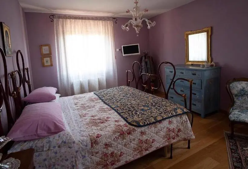 エコノミールーム, B&b Pino Cedro