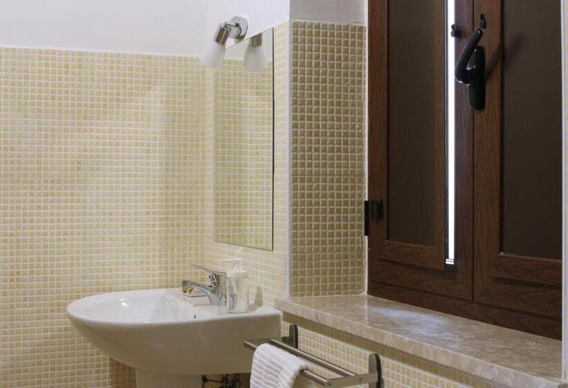 חדר סטנדרט, Albergo Diffuso Di Campolattaro