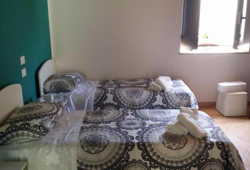 חדר סטנדרט, Albergo Diffuso Di Campolattaro