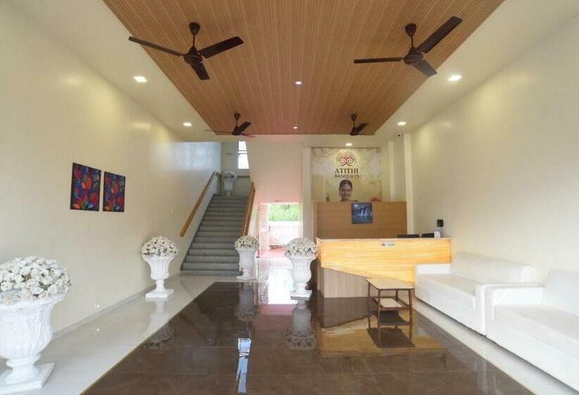 غرفة ديلوكس, Atithi Inn