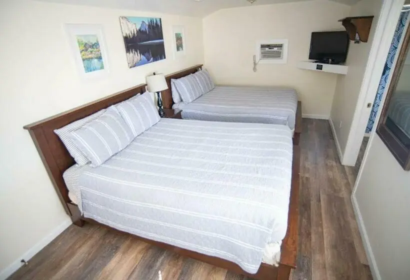 デラックスルーム, Mt Williamson Motel And Basecamp