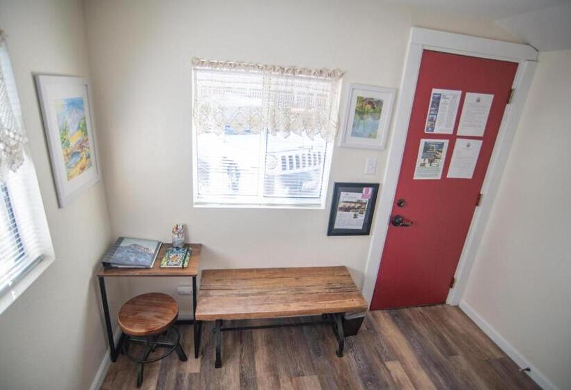 Номер Deluxe, Mt Williamson Motel And Basecamp