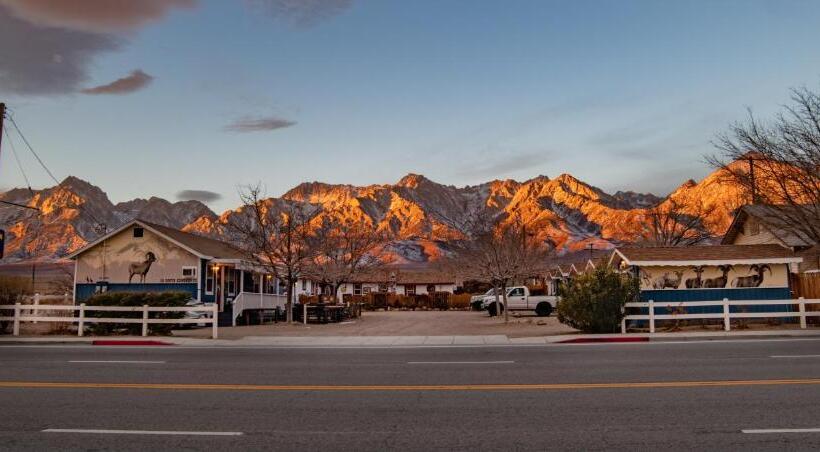 Номер Deluxe, Mt Williamson Motel And Basecamp