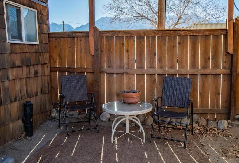 Номер Superior, Mt Williamson Motel And Basecamp