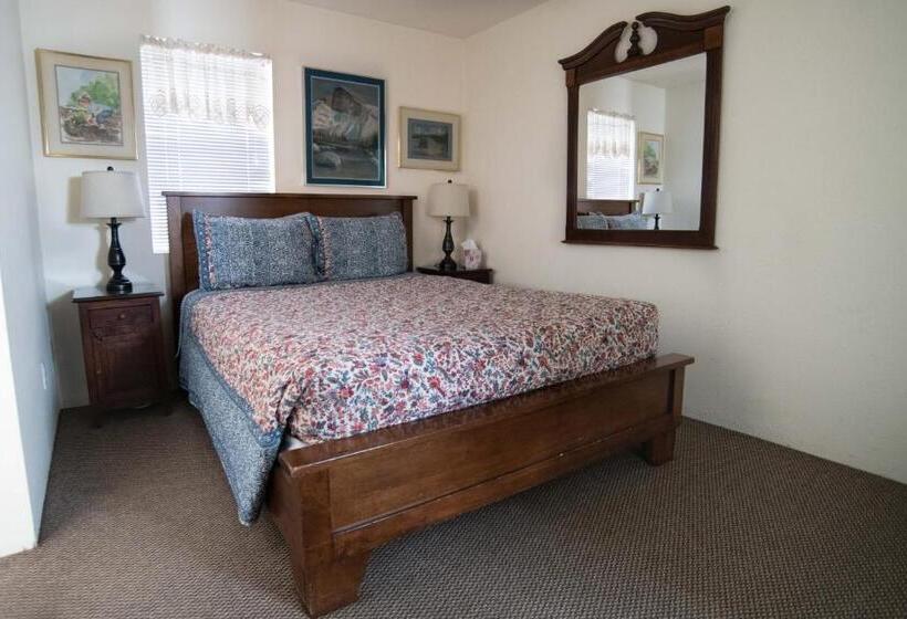 Люкс, Mt Williamson Motel And Basecamp