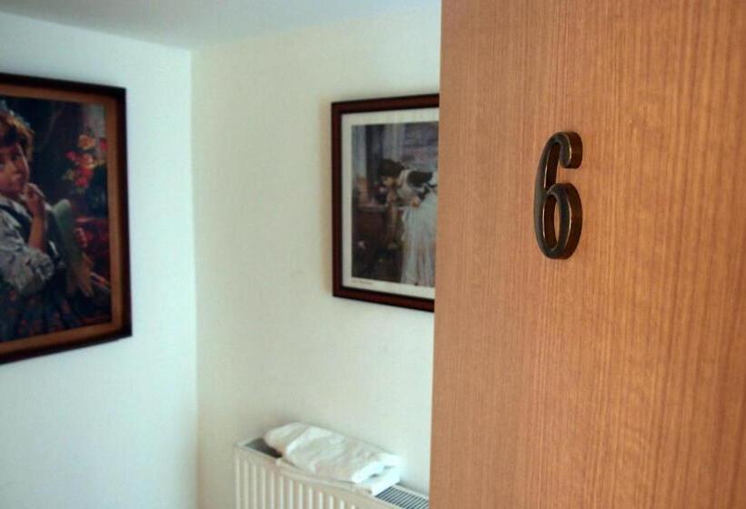 4인용 스탠다드 룸, Penzion Slanina