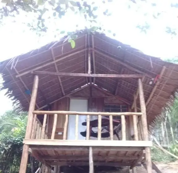 بانگلوی استاندارد, Mil's Hillside Tourist Inn