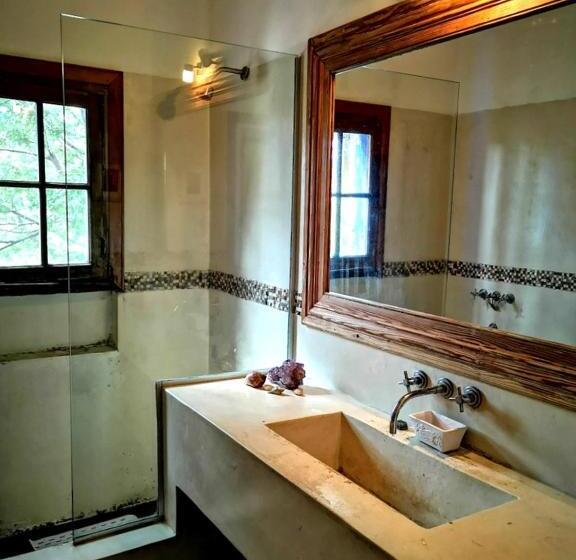 בקתה דלוקס, Octogono Om Shanti