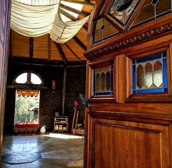 סטודיו דלוקס, Octogono Om Shanti