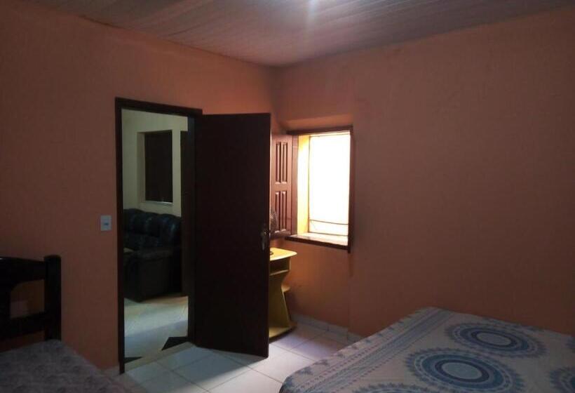 スタンダードトリプルルーム, Pousada Tio Sinhô E Tia Sinhá