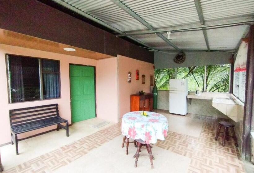 خانه 2 خوابه, Hospedaje Luis & Ana