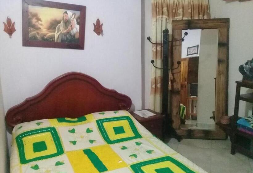 غرفة قياسية, Atenas Jericó