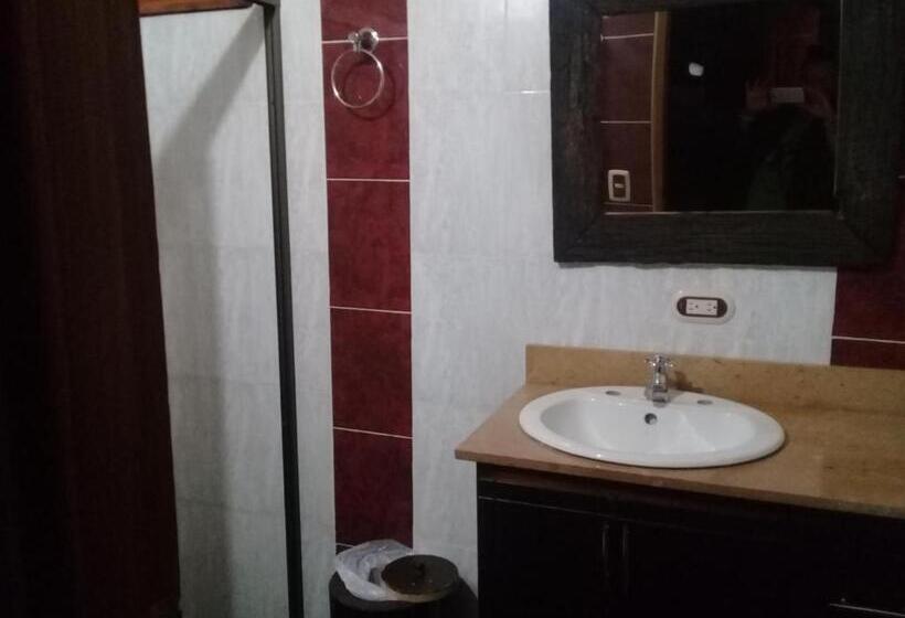 غرفة قياسية, Atenas Jericó