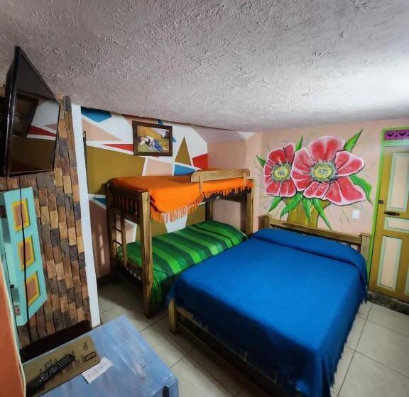 غرفة عائلية, Atenas Jericó