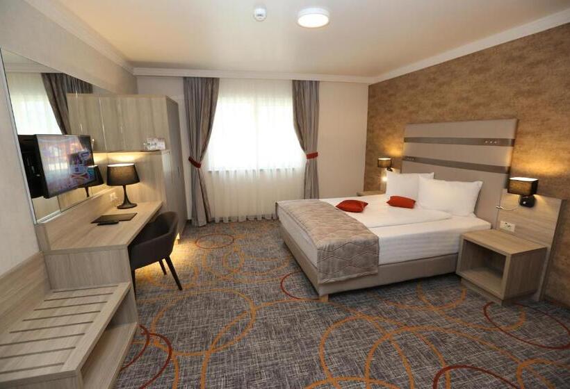 스탠다드 룸, Baril