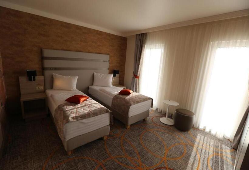 디럭스 룸, Baril