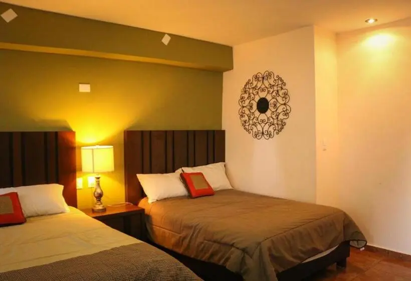 プールビュースタンダードルーム, Vista Potrero Hotel, Camping & Events