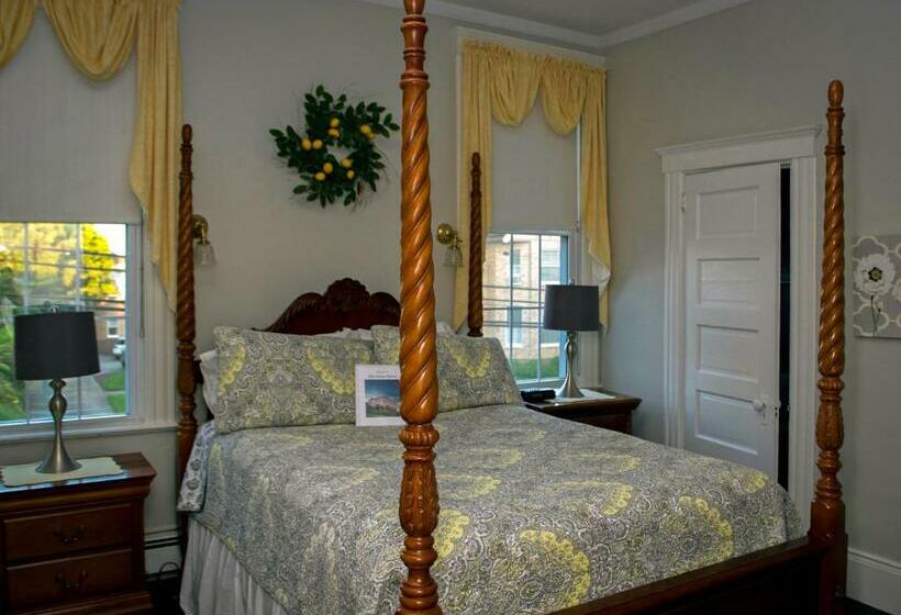 豪华房间, The Ocean House