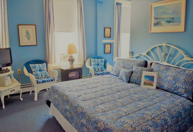 带大床的豪华间, The Ocean House