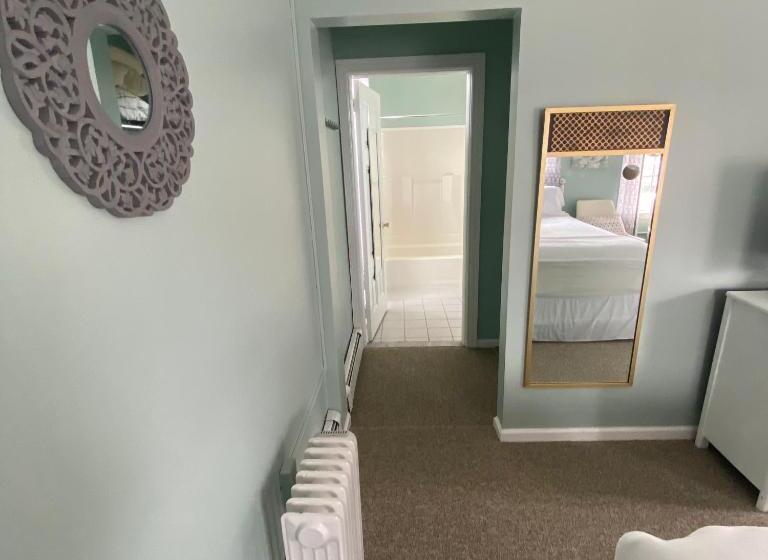 标准间, The Ocean House