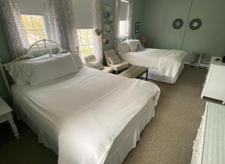 标准间, The Ocean House