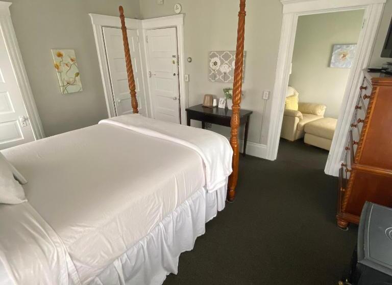 豪华房间, The Ocean House