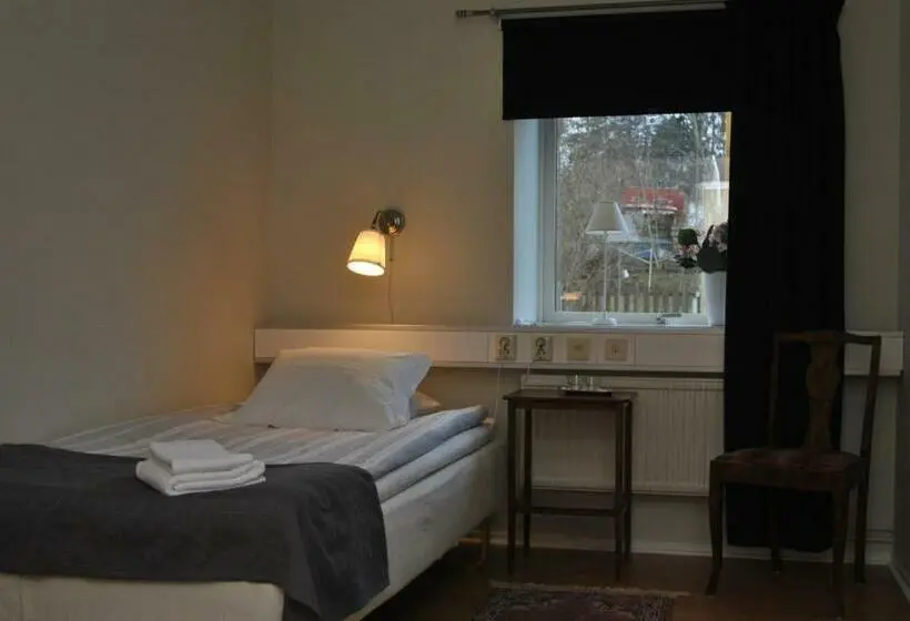 スタンダードシングルルーム, Lenas Bed & Breakfast