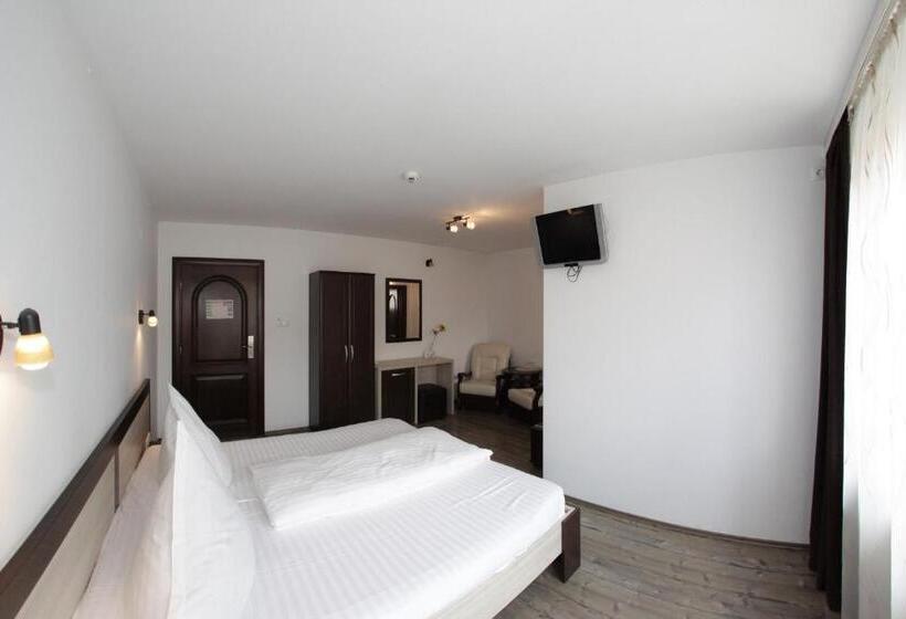 Номер Economy, Pensiunea Denim