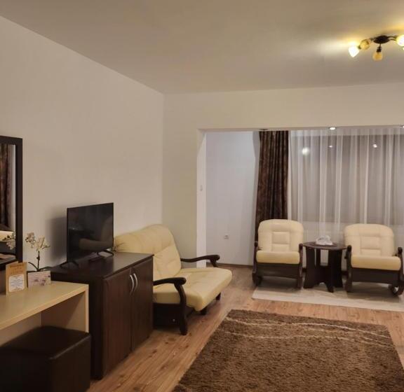 Номер Economy, Pensiunea Denim