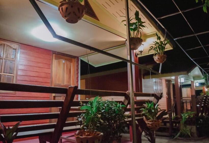 バルコニー付きデラックスルーム, Ruanmai Style Resort 2