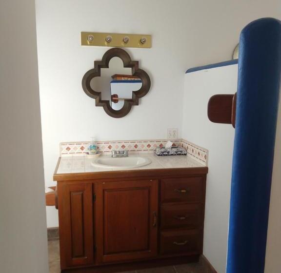 غرفة قياسية إطلالة جانبية علي البحر, Hacienda De Palmas