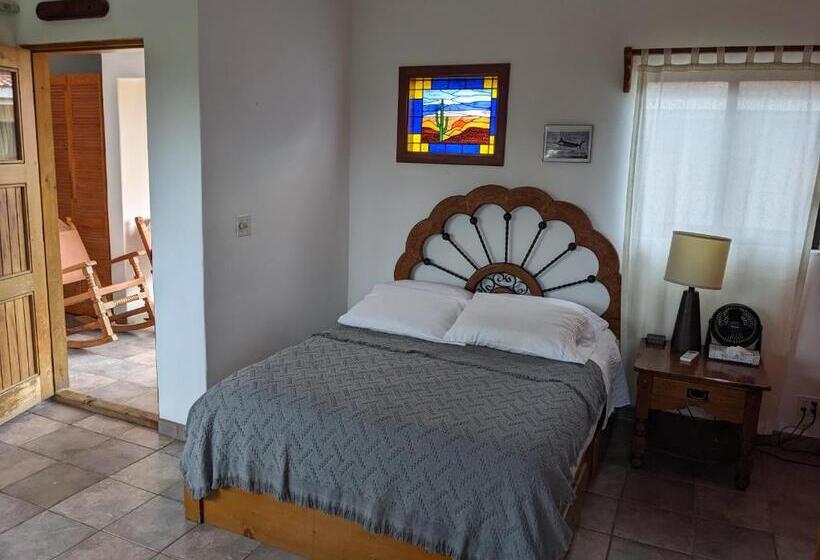 غرفة كومفورت ثلاثية, Hacienda De Palmas