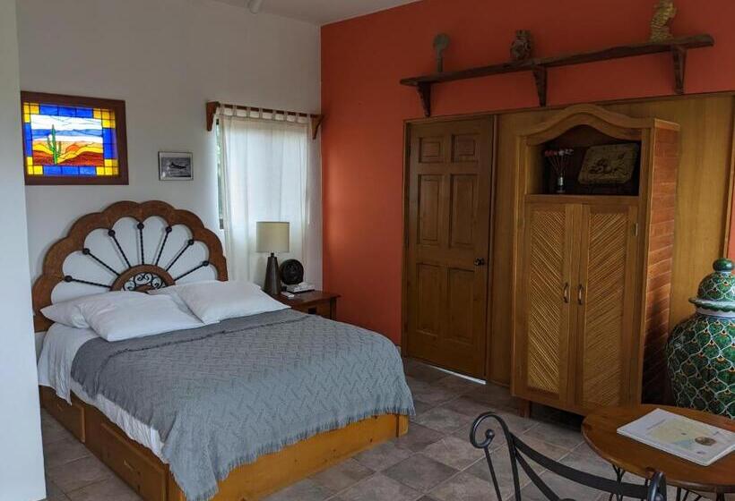 غرفة كومفورت ثلاثية, Hacienda De Palmas