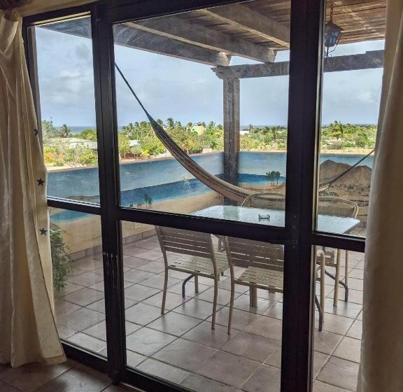 غرفة عائلية مطلّة علي البحر, Hacienda De Palmas