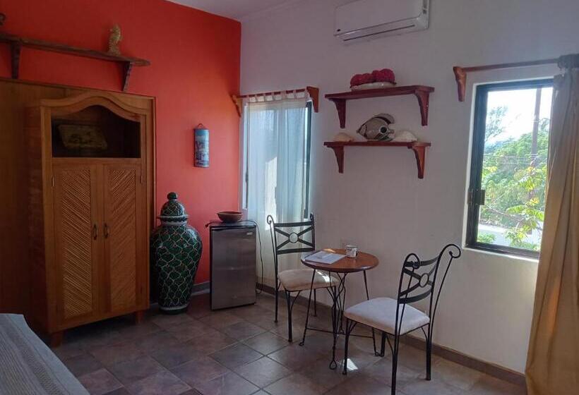 غرفة كومفورت ثلاثية, Hacienda De Palmas