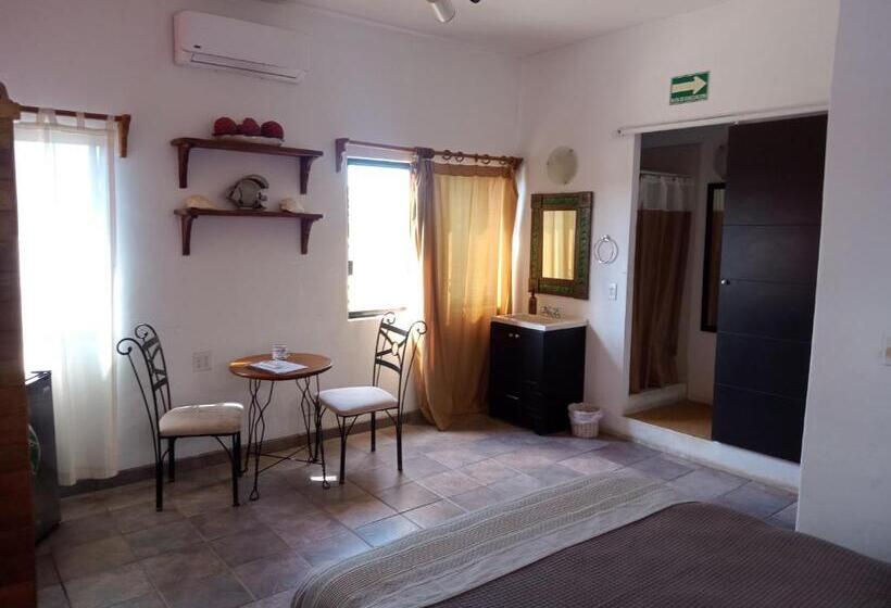 غرفة كومفورت ثلاثية, Hacienda De Palmas