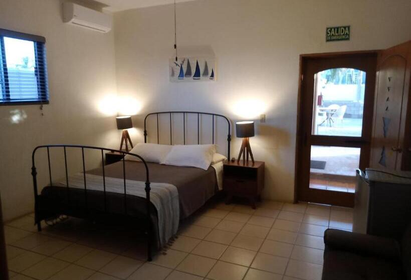 غرفة عائلية حمام مشترك, Hacienda De Palmas