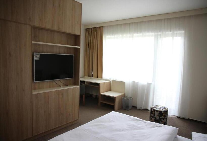 חדר סטנדרט, Devítka