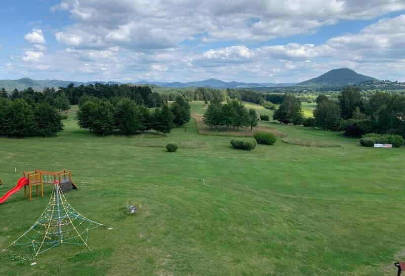 חדר דלוקס מותאם לאנשים עם מוגבלויות, Devítka