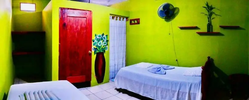 اتاق استاندارد, Restaurante Los Cocos