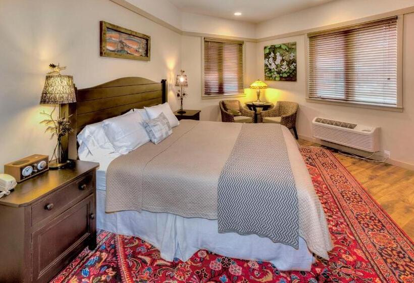 غرفة قياسية سرير كينج, The Eagle Harbor Inn